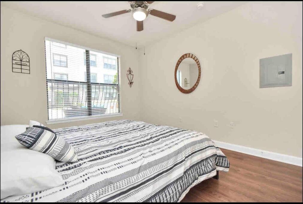 Luxury 1Bedroom/Pool View/ Galleria W/Study Desk Houston Luaran gambar