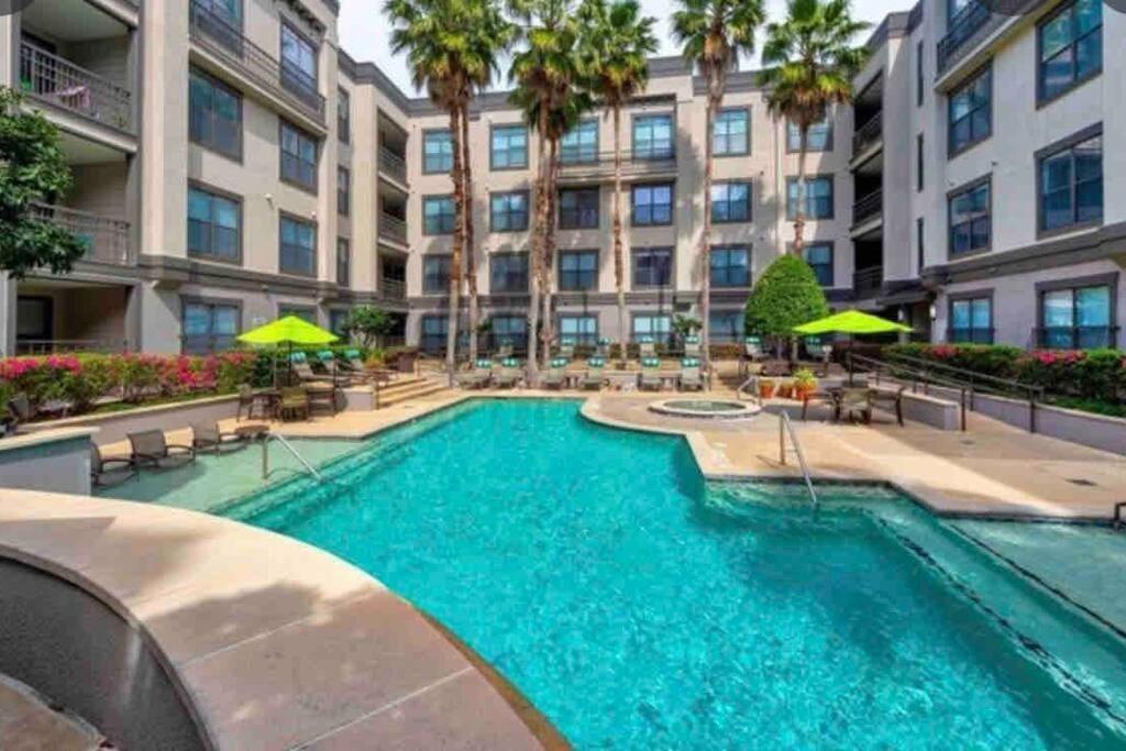 Luxury 1Bedroom/Pool View/ Galleria W/Study Desk Houston Luaran gambar